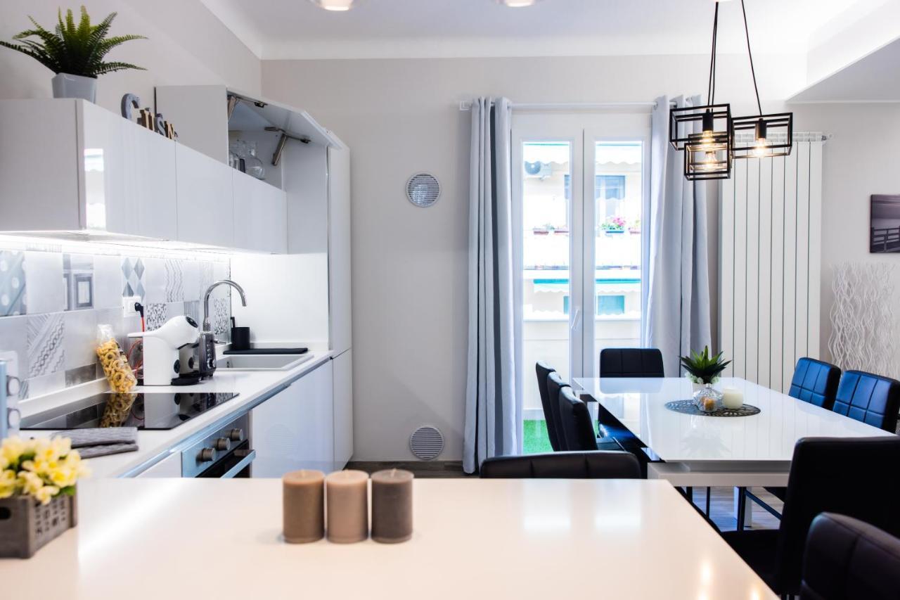 Apartamento H11 [LUXURY SANREMO] Centro - Elegante - Casinò Exterior foto