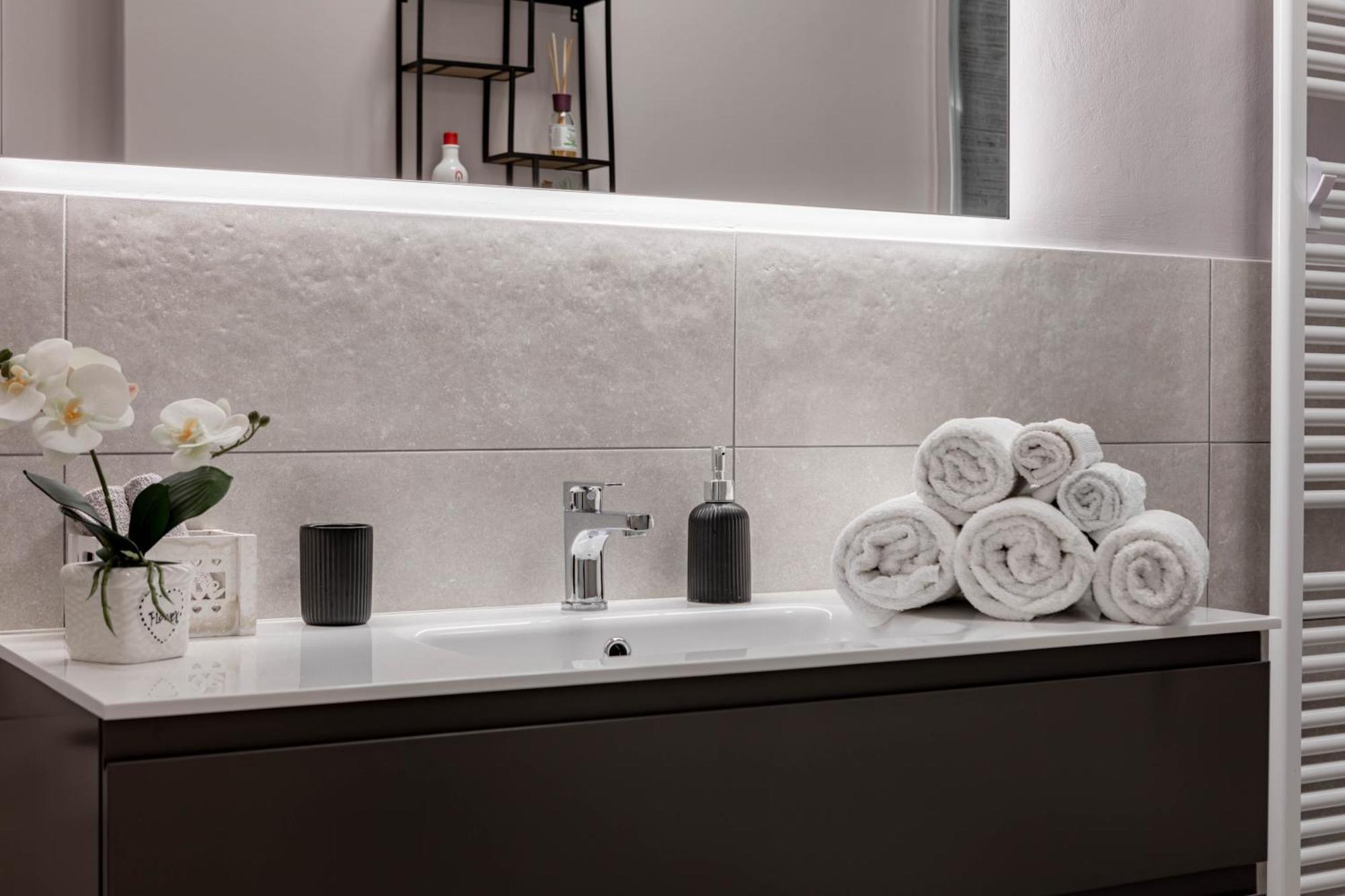 Apartamento H11 [LUXURY SANREMO] Centro - Elegante - Casinò Exterior foto